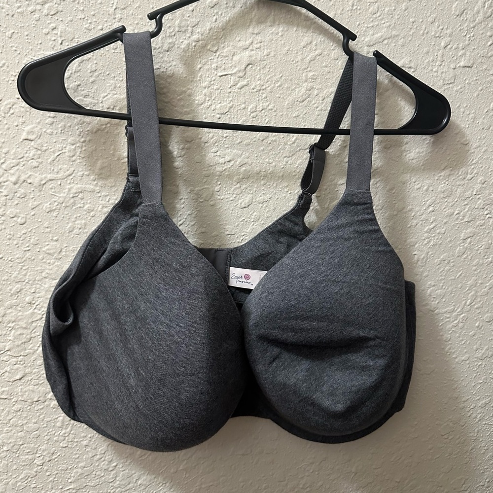 Excellent used condition, gray soft bra with underwire